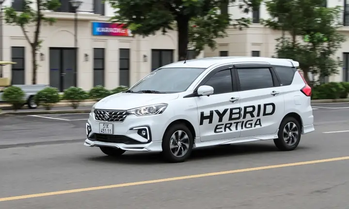 Suzuki Ertiga (hạng B)