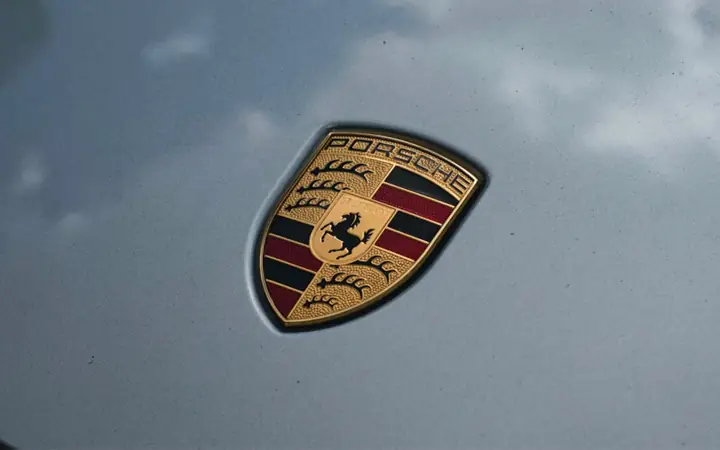 Ý Nghĩa Logo Hình Con Ngựa Porsche