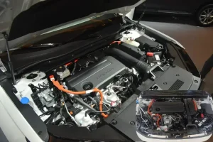 Động Cơ Và Vận Hành: Sức Mạnh Tăng Áp Bền Bỉ