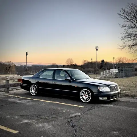 Xe Ô Tô Ít Đi Dùng Vỏ Hiệu Gì? Gợi Ý Lốp Phù Hợp Cho Xe Chạy Ít