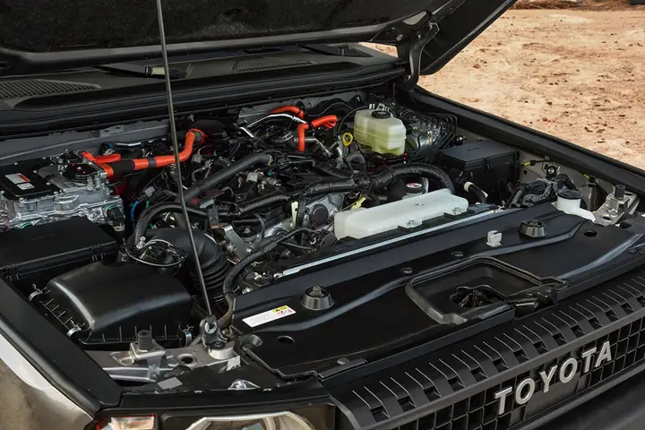 Động Cơ Và Hộp Số