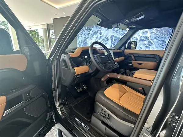 Tác Dụng Của Thảm Lót Sàn Ô Tô Đối Với Dòng Xế Hạng Sang Land Rover