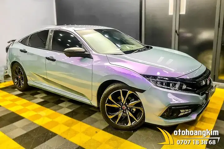 Decal Trắng Chuyển Sắc