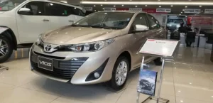 Tại Sao Toyota Vios Màu Vàng Cát Hợp Mệnh Gì? Giải Mã Phong Thủy Xe Ô Tô Màu Vàng Cát