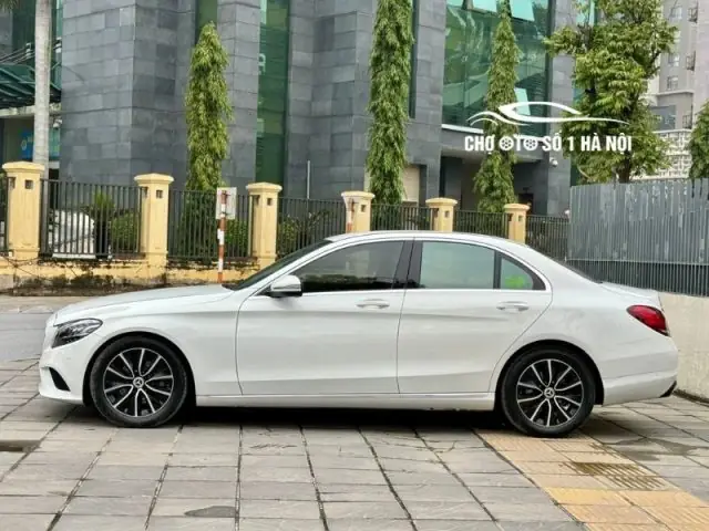 Ngoại Thất Tinh Tế Và Bền Bỉ Theo Thời Gian