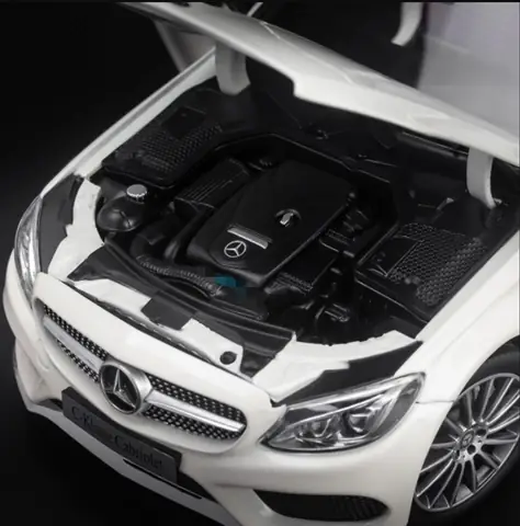 Đặc Điểm Thiết Kế Mô Hình Xe Ô Tô Mercedes Benz C250 Cabriolet 1:18 Iscale