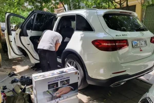 Đặc Điểm Sản Phẩm Cửa Hít Ô Tô Choxe Mercedesglc 250