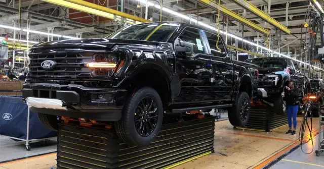 Xe Ô Tô Nào Ít Mất Giá: Top 10 Lựa Chọn Giữ Giá Tốt Nhất Trên Thị Trường