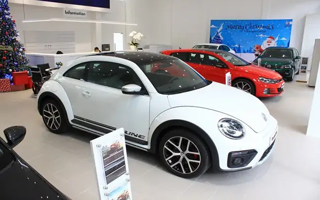 Ô Tô Nhập Khẩu Tăng Mạnh, Giá Xe Từ Châu Âu Vẫn “trên Trời” - Ảnh 1.