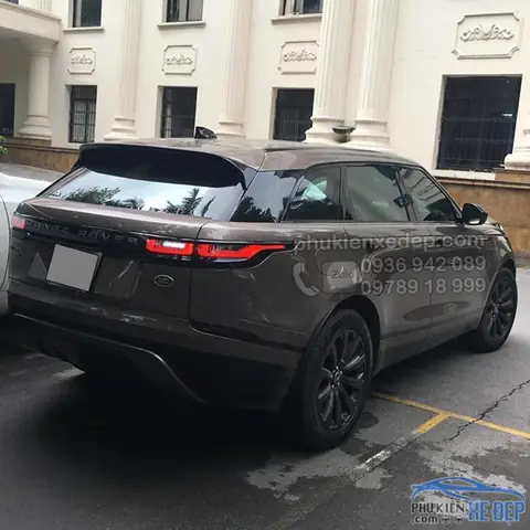 Rèm Che Nắng Ô Tô Theo Xe Range Rover Velar Là Gì?