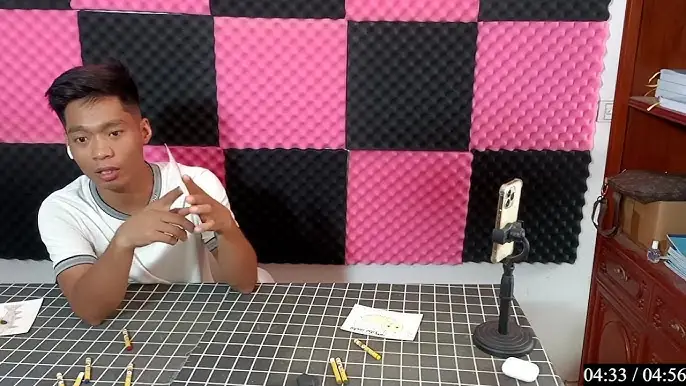 Xe Ô Tô Robot Biến Hình Đồ Chơi