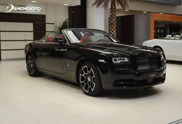 Giá Xe Rolls-royce Dawn (4 Chỗ) Tháng 8/2024