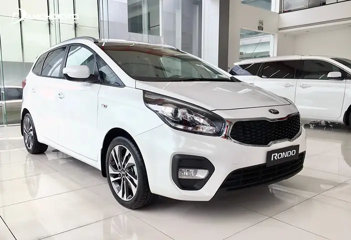 Kia Rondo (mpv)