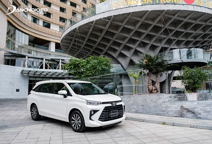 Toyota Avanza Premio