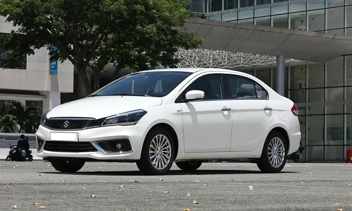 Giá Xe Suzuki Ciaz (5 Chỗ)