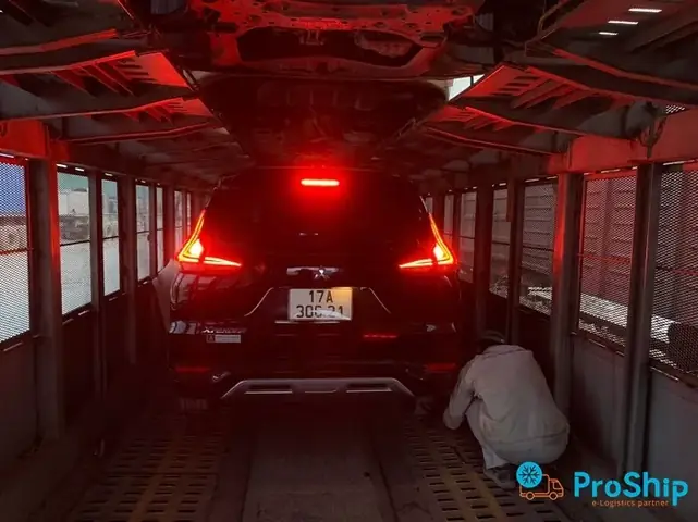 Gia Cố Ô Tô Trên Lồng Đường Sắt