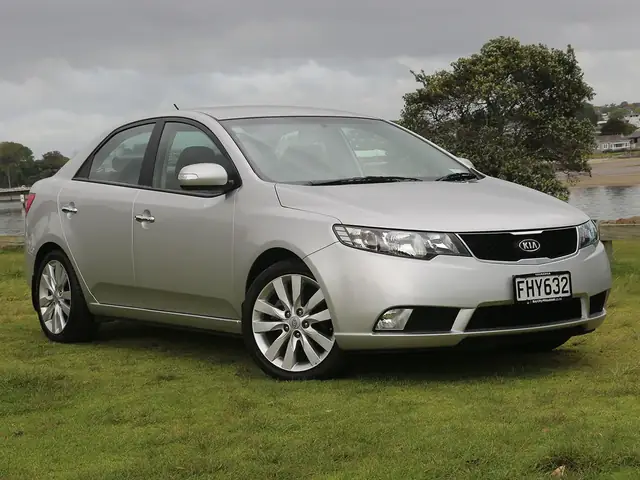 Có Nên Mua Kia Cerato 2010 Hay Không? Đánh Giá Chi Tiết