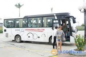 Xe Khách Đi Cát Bà Của Goodmorning Cát Bà2>