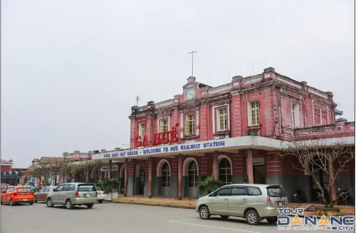 Những Lý Do Nên Chọn Xe Ô Tô Cho Chuyến Đi Huế – Đà Nẵng