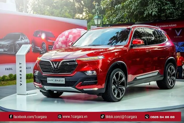 Xe Ô Tô Vinfast 7 Chỗ Giá Bao Nhiêu?