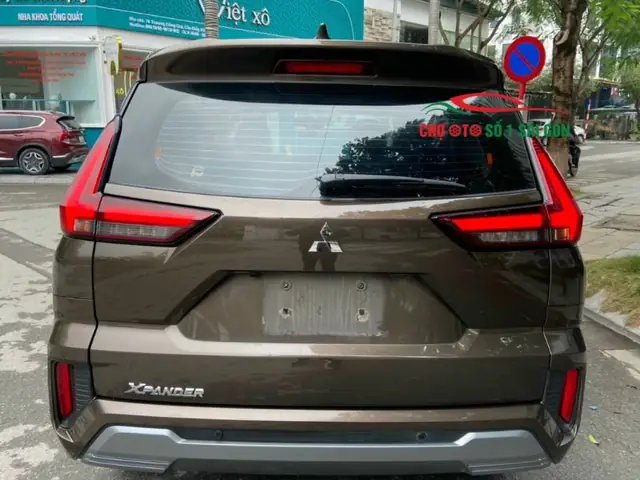 Ưu Điểm Nổi Bật Của Mẫu Xe Ô Tô Cũ Mitsubishi Xpander Màu Nâu Đồng 2022