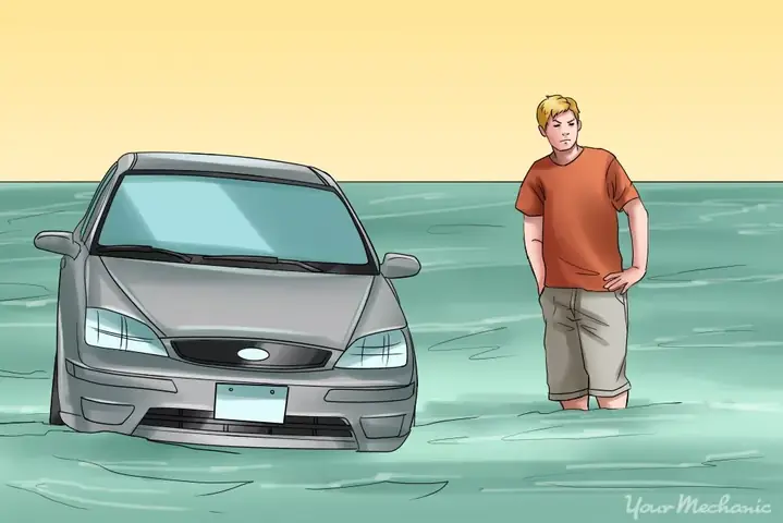 Lý Do Không Nên Cố Khởi Động Lại Xe: