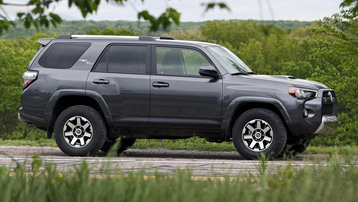 Đánh Giá Chi Tiết Toyota 4Runner 2018: Hiệu Suất, Tiện Nghi và Độ Tin Cậy