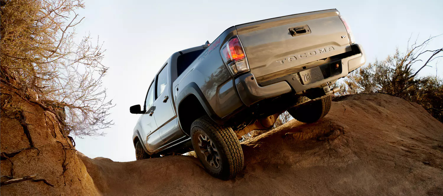 Thiết Kế Nội và Ngoại Thất Toyota Tacoma 2020: Tiện Nghi và Phong Cách?