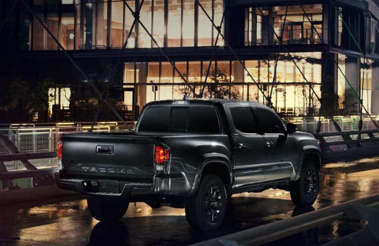 Thiết Kế Nội Ngoại Thất Toyota Tacoma 2021: Đánh Giá Chi Tiết và Các Tùy Chọn Cá Nhân Hóa
