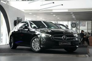 c200 mercedes 2020 gia lan banh 2