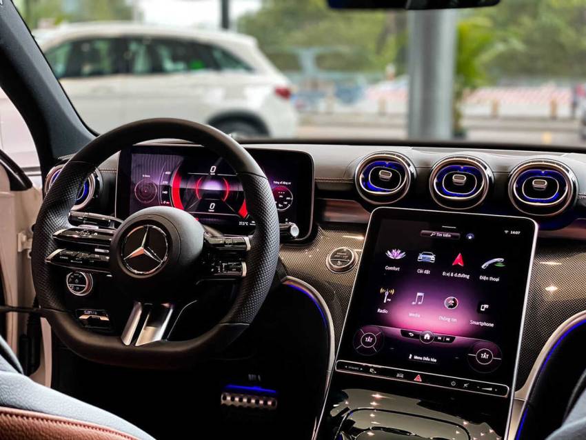 Khai thác hiệu quả các chế độ lái trên Mercedes C300