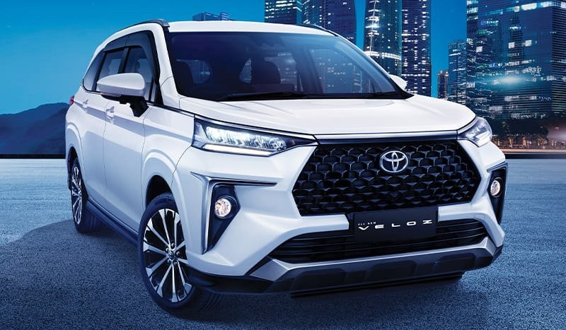 Toyota Veloz: Đánh Giá Chi Tiết Về Nội Thất, Tiện Nghi Và Không Gian