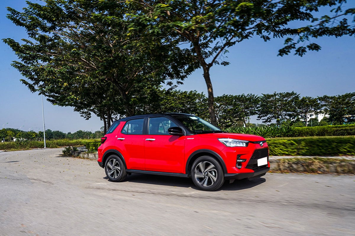 So Sánh Toyota Raize Với Các Đối Thủ: Chọn Xe Cỡ Nhỏ Nào Phù Hợp Nhất?