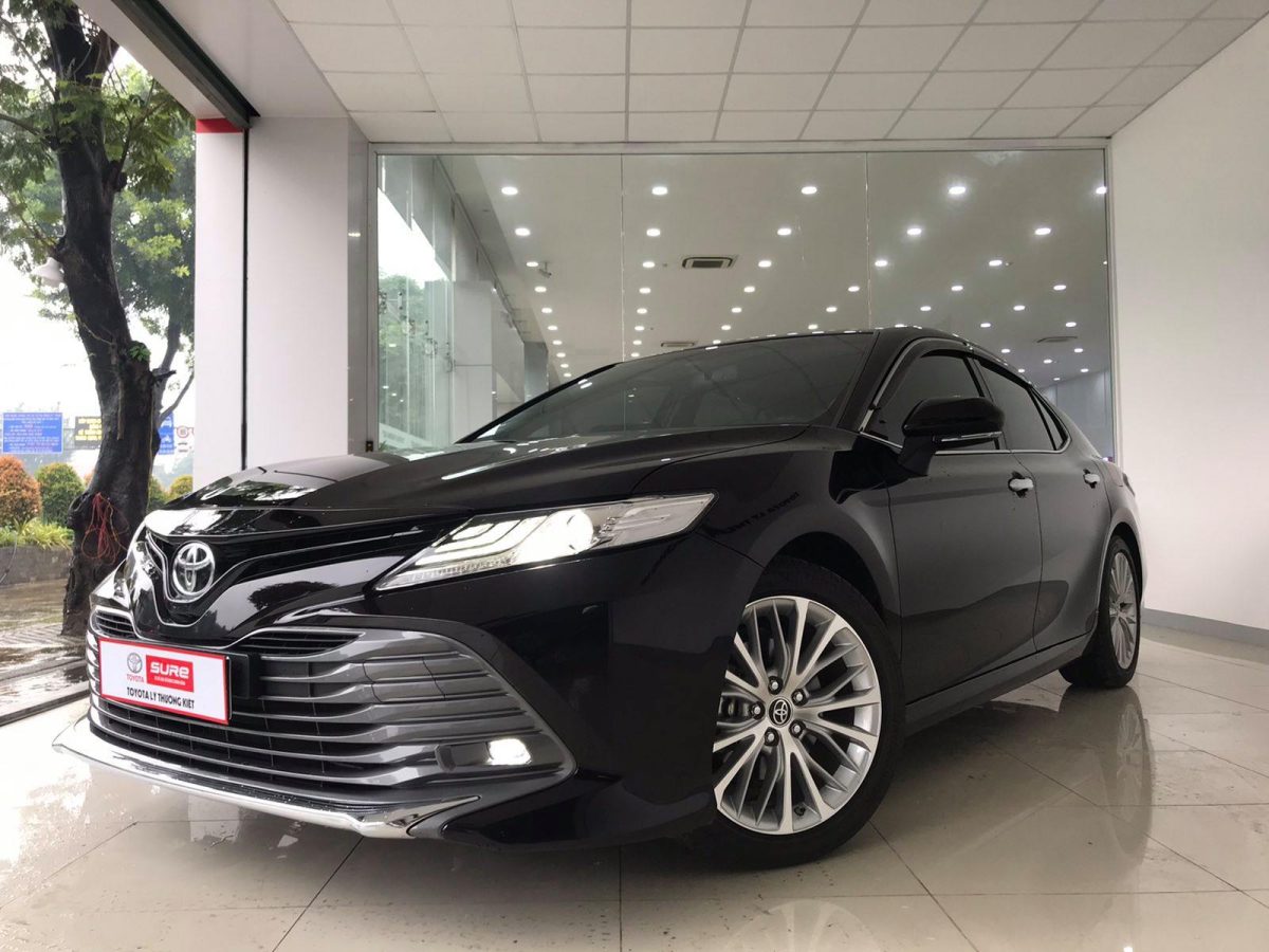 Mua đồng hồ Camry Toyota chính hãng ở đâu? Kinh nghiệm lựa chọn (Địa chỉ mua hàng uy tín, cách phân biệt hàng thật giả, và các yếu tố cần cân nhắc khi mua đồng hồ mới.)