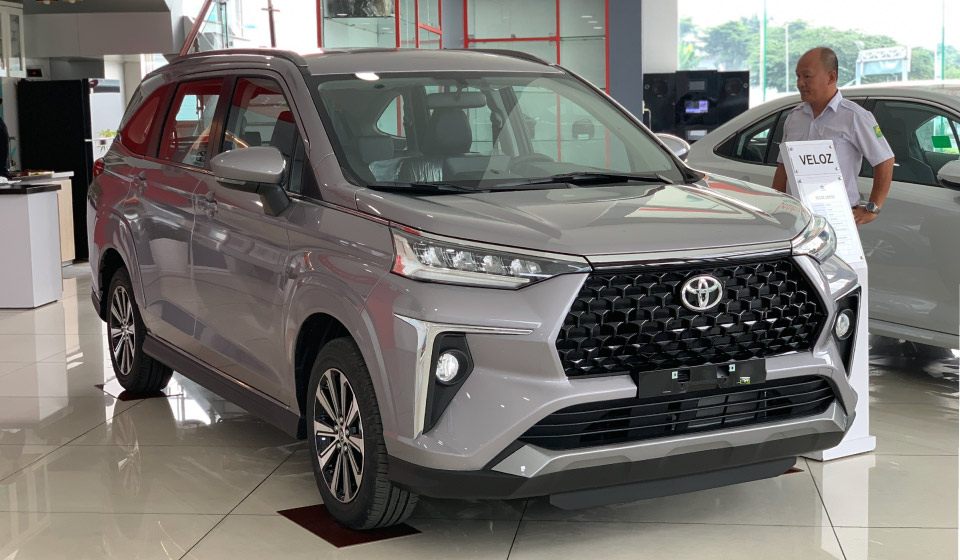 Đánh Giá Chi Tiết Toyota Veloz: Có Đáng Mua Với Mức Giá Hiện Tại?