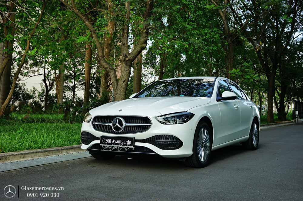 Giá niêm yết MercedesBenz C200 2023: Cập nhật chính xác nhất