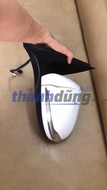Giá gương chiếu hậu Mercedes C200 theo từng đời xe (W203, W204, W205, W206)