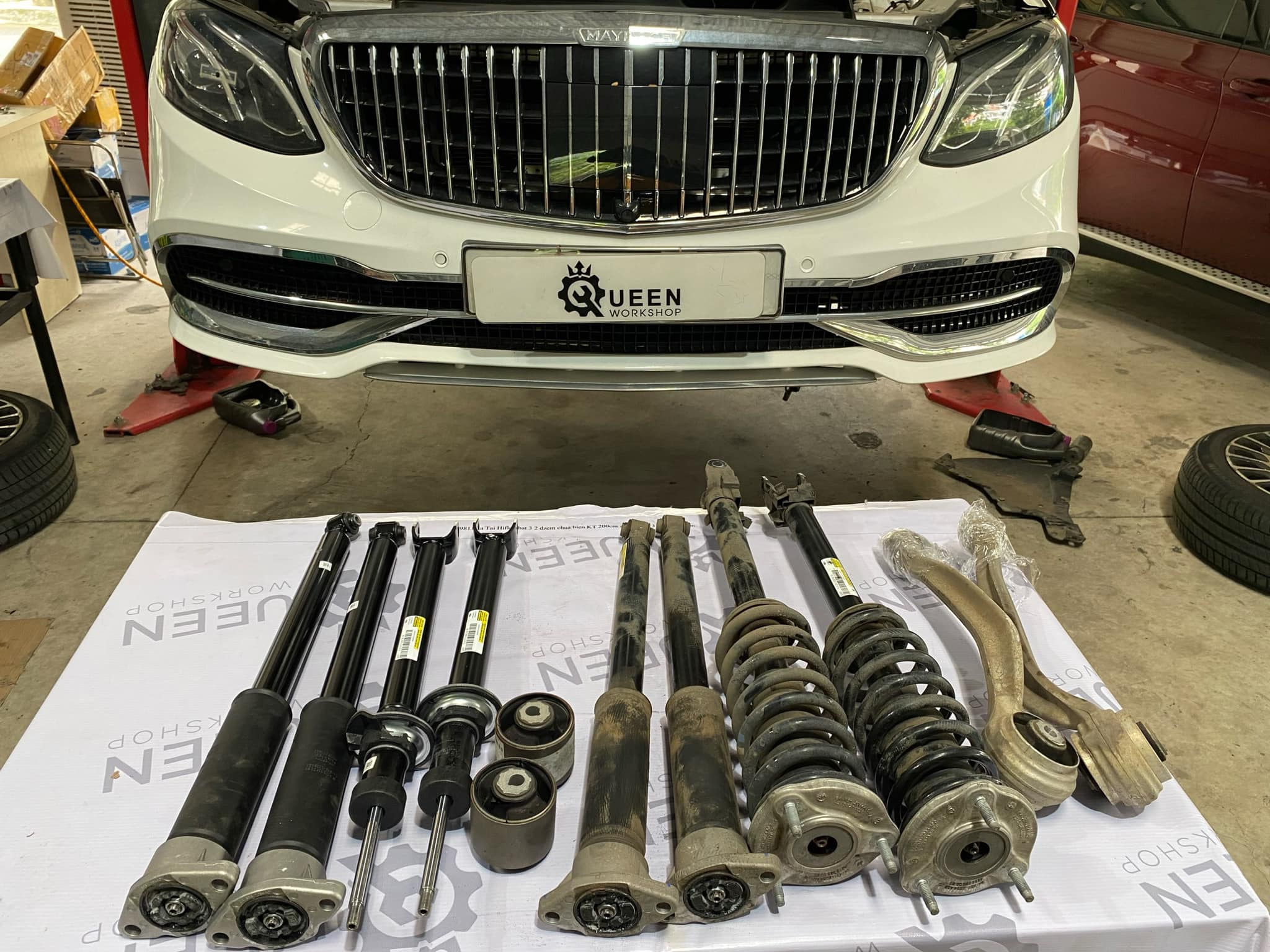 Chính Sách Mua Xe Mercedes E180: Trả Góp và Ưu Đãi Hấp Dẫn