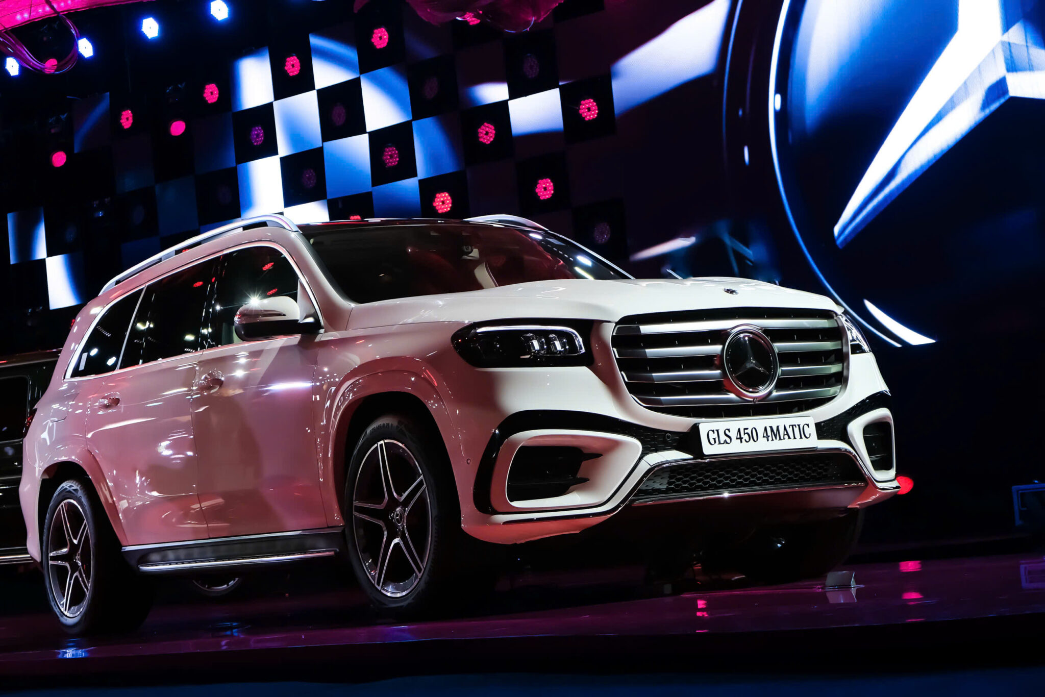 Các chương trình Ưu đãi, Khuyến mãi và Hướng dẫn mua xe trả góp GLS 450