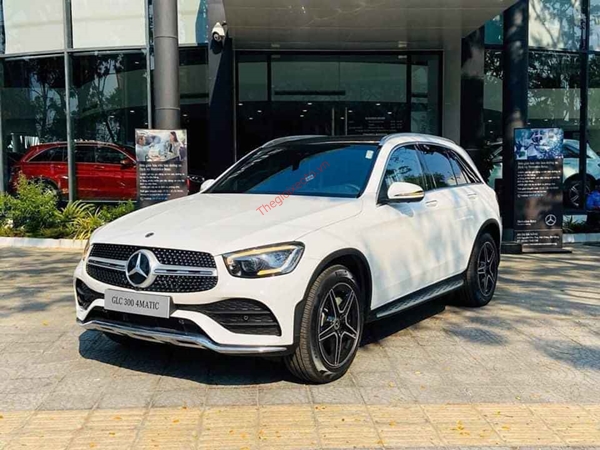 Quy trình và chi phí mua Mercedes GLC 300 trả góp