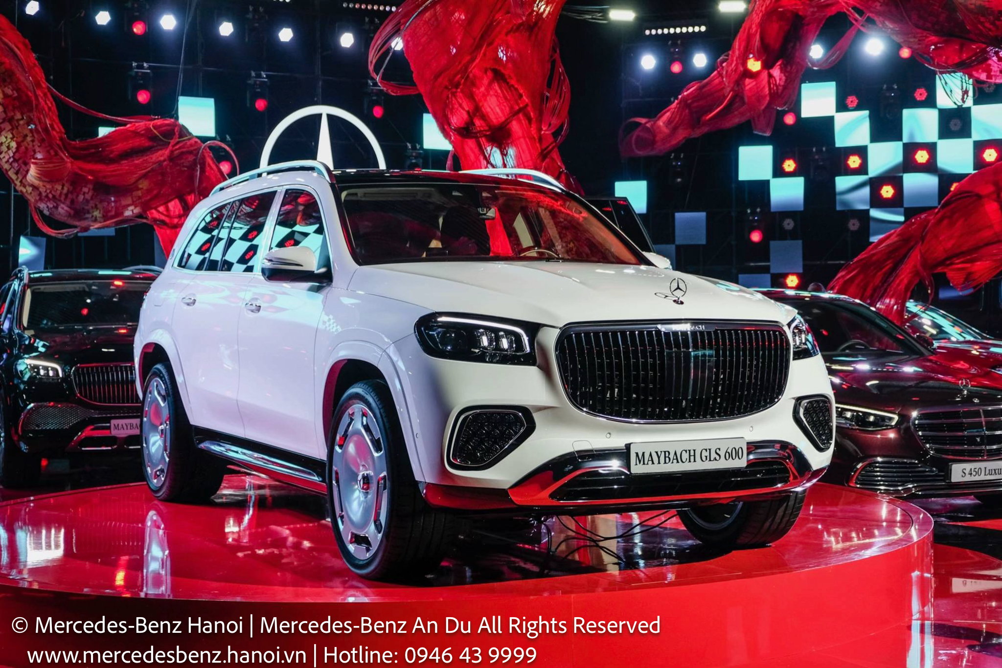 Động cơ, Vận hành và Công nghệ An toàn của MercedesMaybach GLS 600