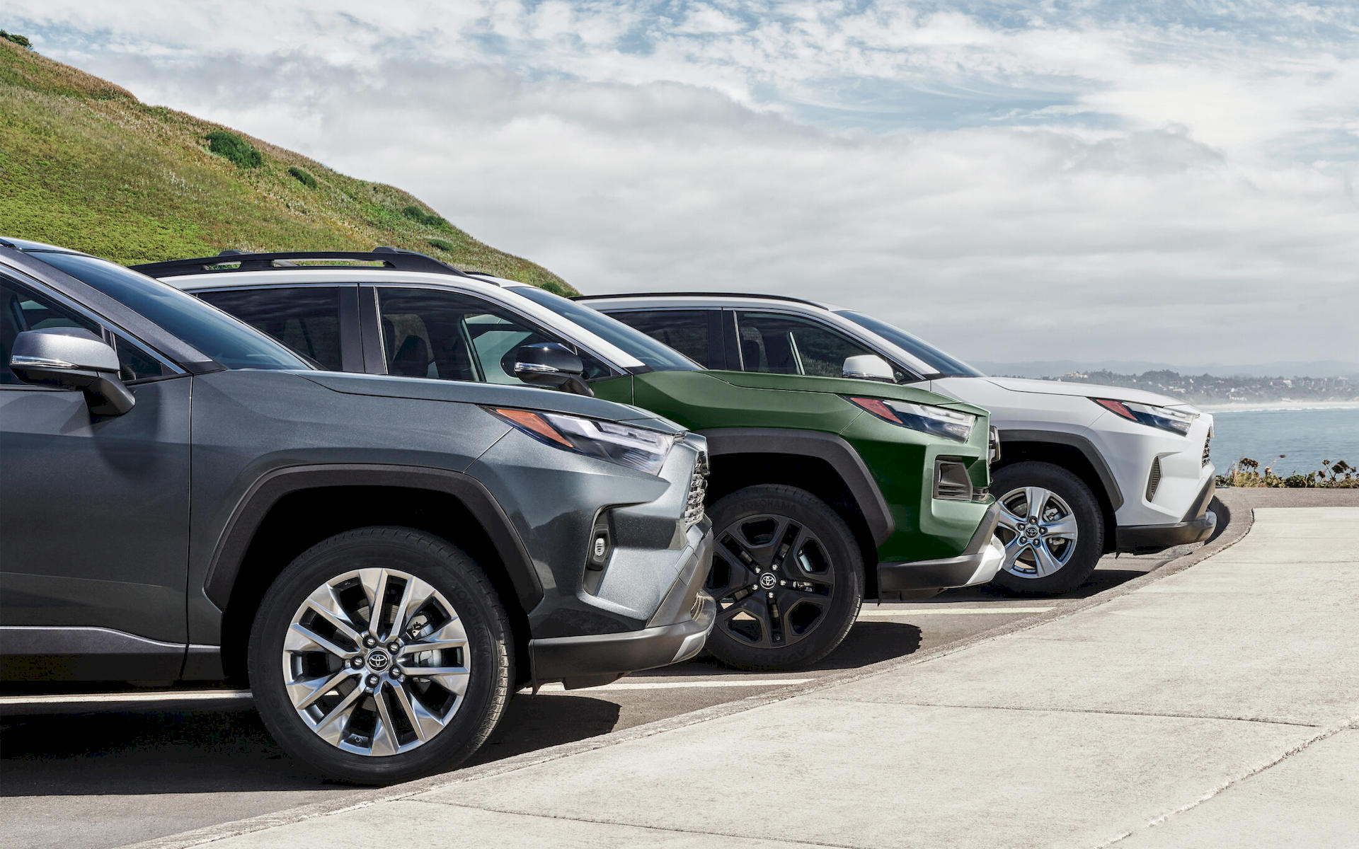 Giá Xe Toyota RAV4 2024 Tại Việt Nam: Tổng Quan & Cập Nhật Mới Nhất