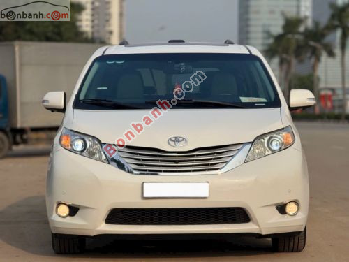 gia xe toyota sienna cu 5