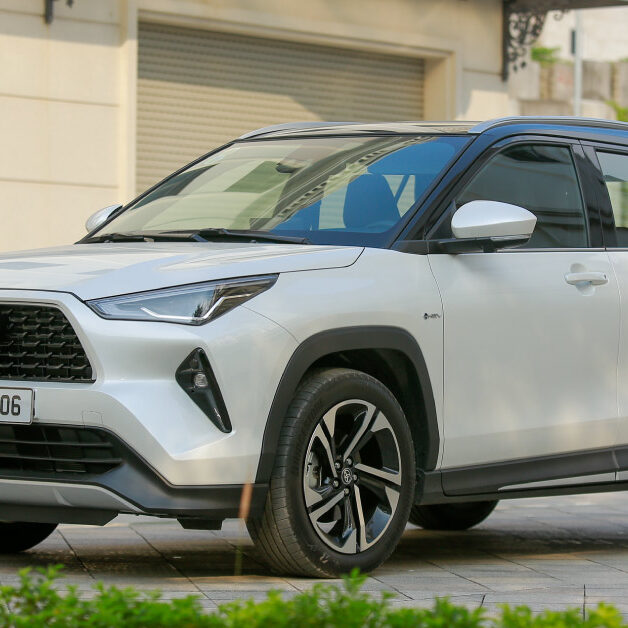 Giá xe Toyota Yaris Cross 2024: Tổng quan và cập nhật mới nhất (Mục đích của phần này là cung cấp cái nhìn tổng quan về giá xe Yaris Cross, bao gồm các phiên bản và cập nhật mới nhất, giúp người đọc nắm bắt nhanh chóng thông tin quan trọng nhất.)