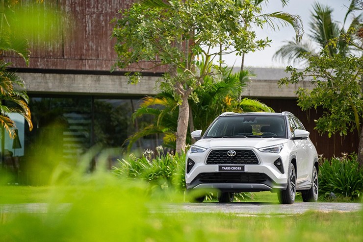 Các Phiên Bản Toyota Yaris Cross Hybrid: Giá Niêm Yết và Ưu Đãi Đặc Biệt