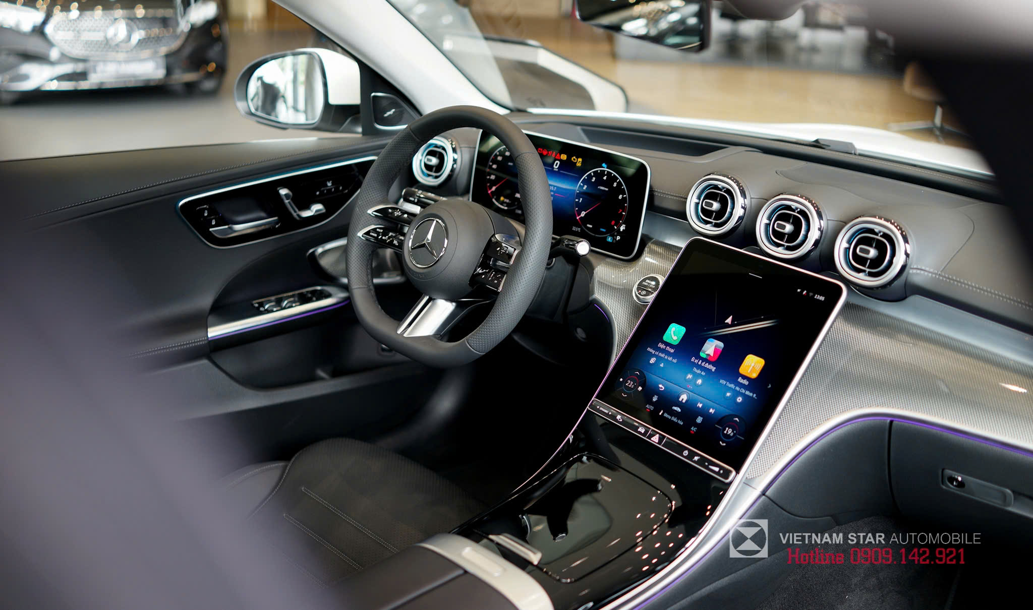 hinh anh xe mercedes c300 3