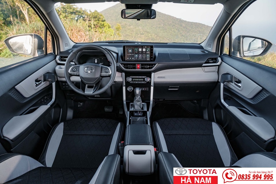 Tác Động của Kích Thước Đến Thiết Kế, Tính Năng & Trải Nghiệm Lái Veloz Cross