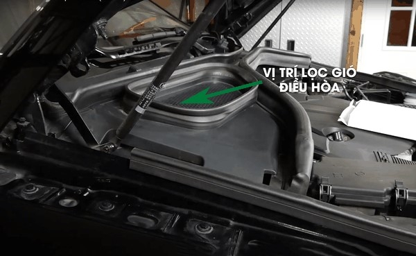 Bảo Dưỡng Hệ Thống Điều Hoà Mercedes: Ngoài Lọc Gió Còn Gì?