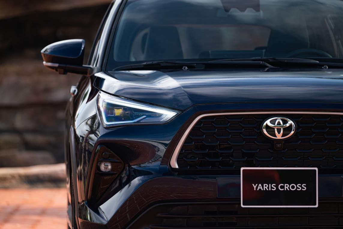 Toyota Yaris Cross Màu Đen: Mạnh Mẽ, Lịch Lãm và Đẳng Cấp