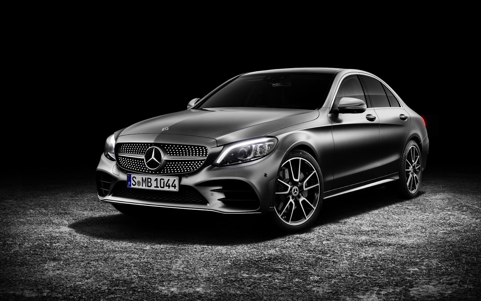 Các dòng xe MercedesBenz trang bị công nghệ 4MATIC phổ biến